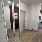 Апартаменты (Квартира-студия 48м² комфорт класса с евроремонтом (9 этаж)), Апартаменты UraganAPART на Новокузнецкой