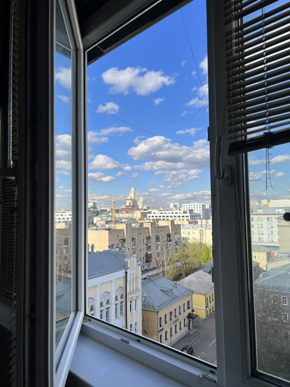 Апартаменты (Квартира-студия 48м² комфорт класса с евроремонтом (9 этаж)), Апартаменты UraganAPART на Новокузнецкой