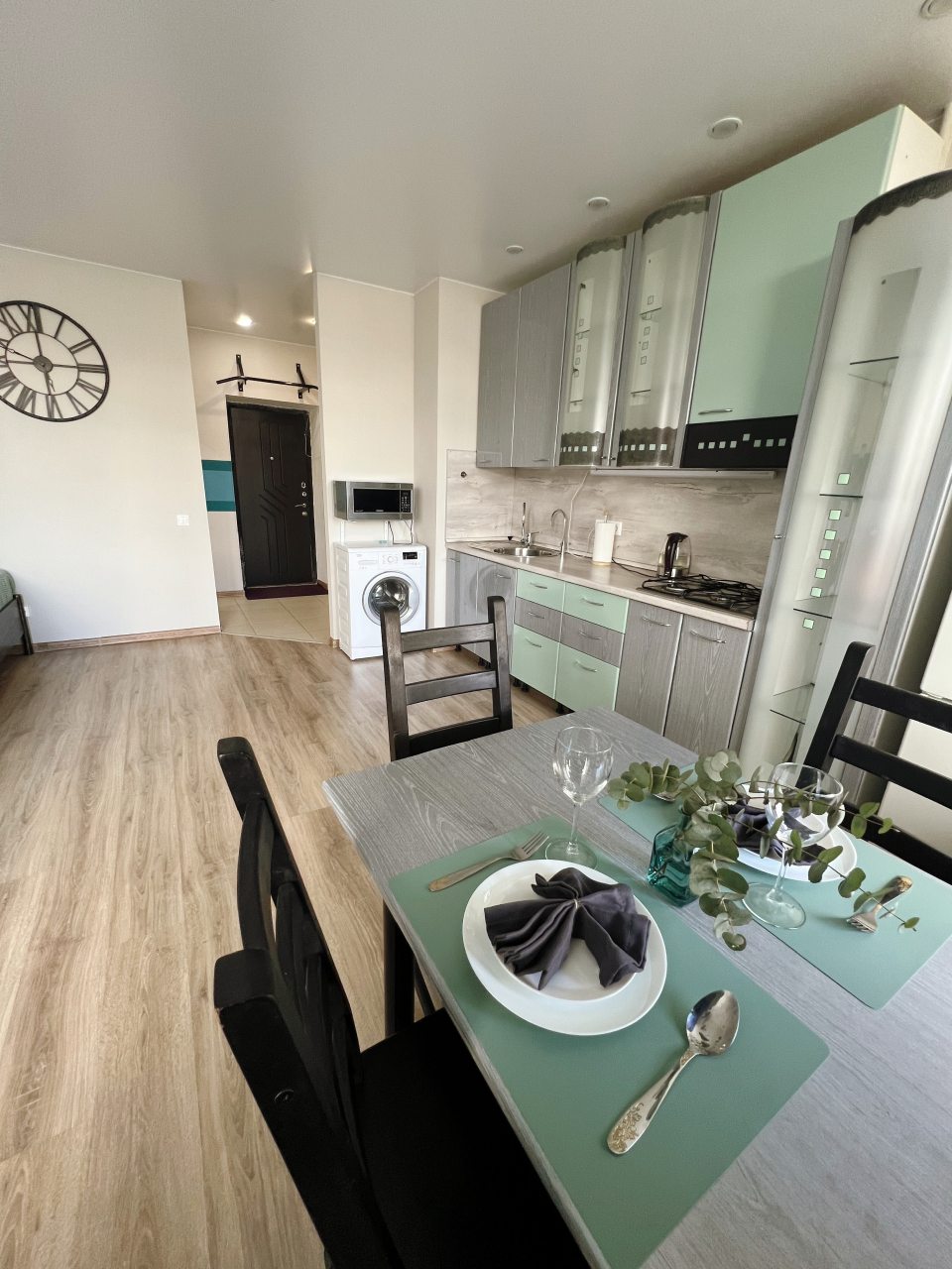 Апартаменты (Квартира-студия 45м² комфорт класса с евроремонтом (6 этаж)), Апартаменты UraganAPART на Новокузнецкой