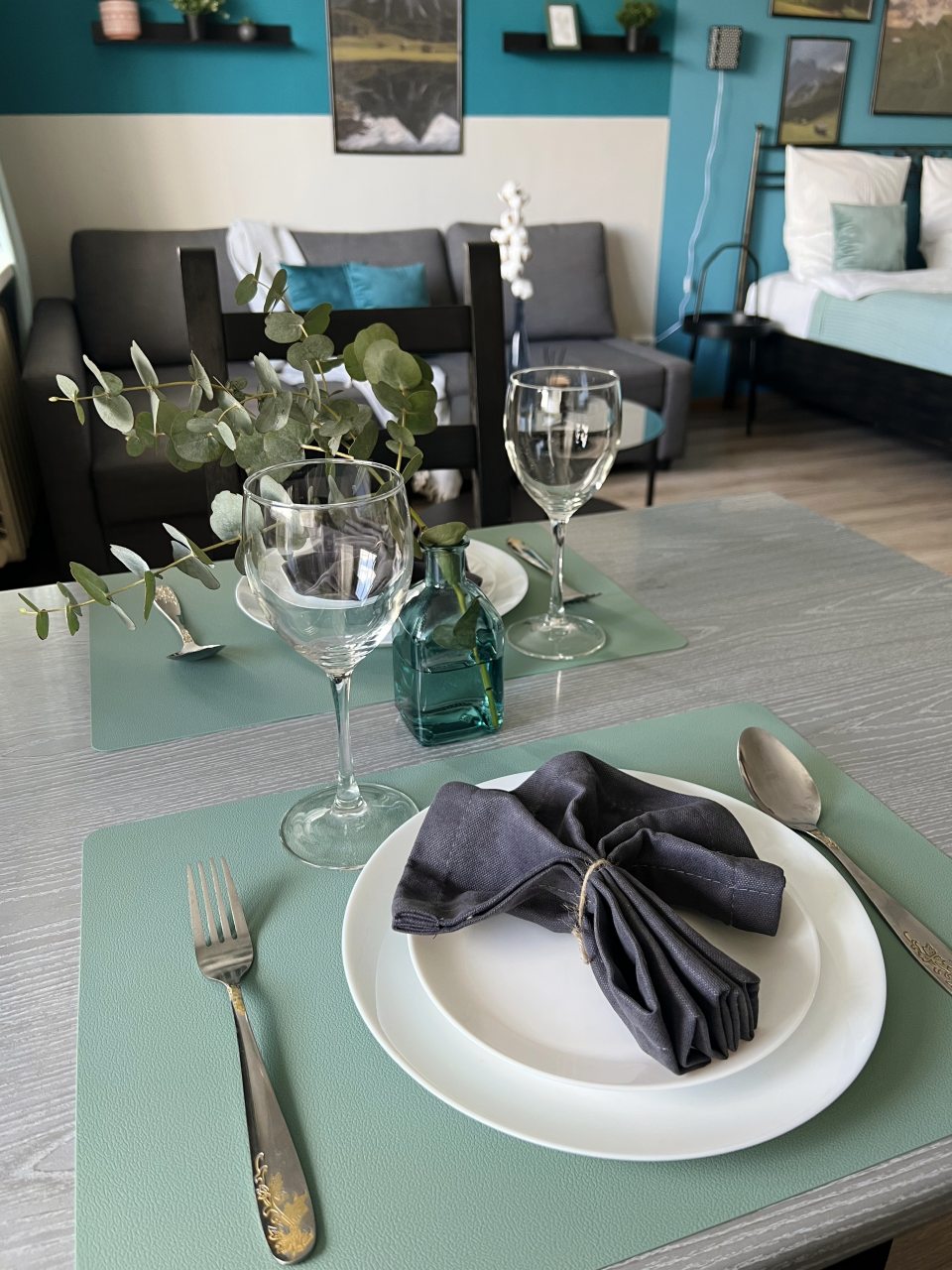 Апартаменты (Квартира-студия 45м² комфорт класса с евроремонтом (6 этаж)), Апартаменты UraganAPART на Новокузнецкой