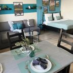 Апартаменты (Квартира-студия 45м² комфорт класса с евроремонтом (6 этаж)), Апартаменты UraganAPART на Новокузнецкой