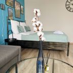 Апартаменты (Квартира-студия 45м² комфорт класса с евроремонтом (6 этаж)), Апартаменты UraganAPART на Новокузнецкой