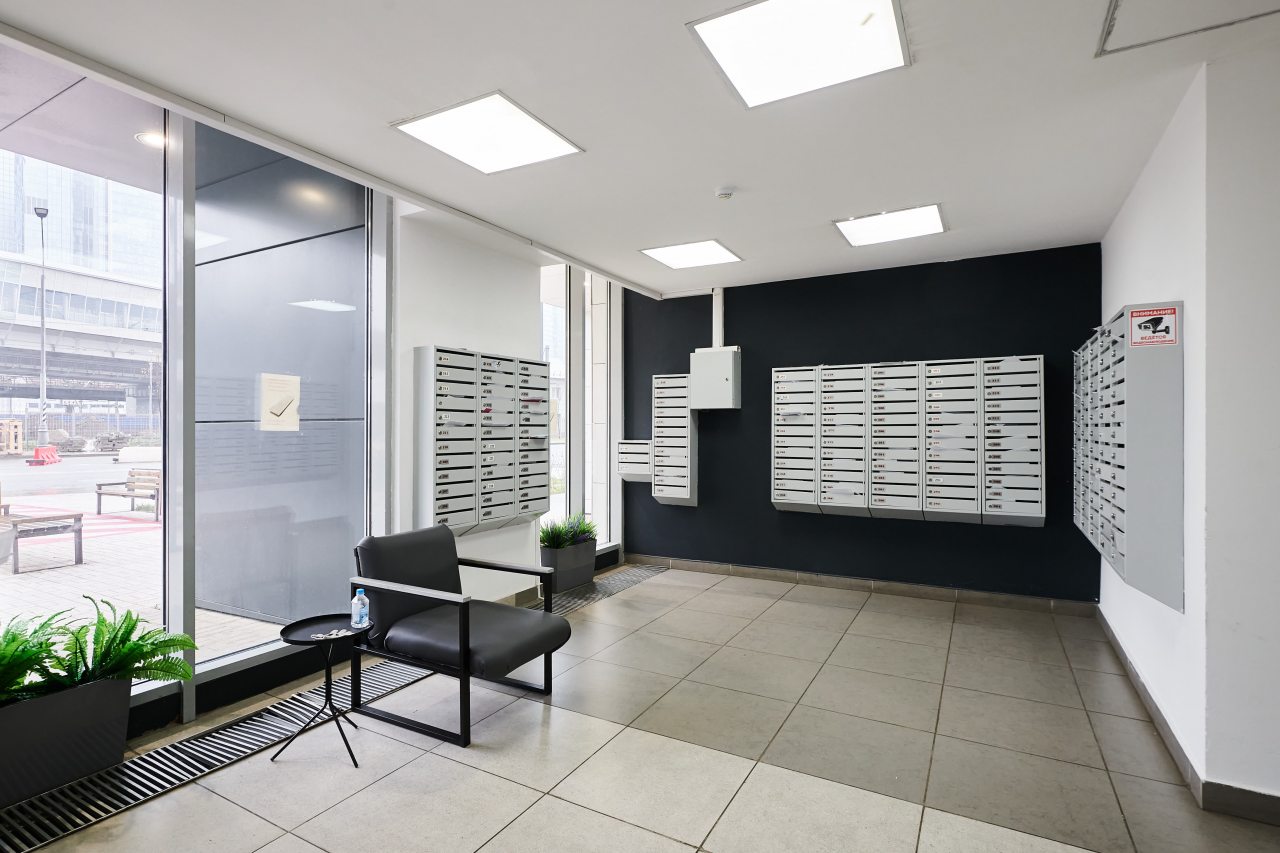 Апартаменты (UraganAPART Воздушно чудо), Апартаменты UraganAPART на Мукомольном