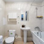 Апартаменты (UraganAPART Морской бриз), Апартаменты UraganAPART на Мукомольном