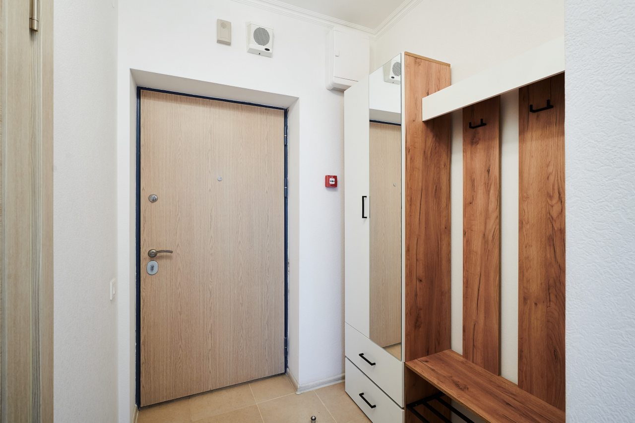 Апартаменты (UraganAPART Морской бриз), Апартаменты UraganAPART на Мукомольном