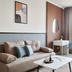 Апартаменты (UraganAPART Морской бриз), Апартаменты UraganAPART на Мукомольном