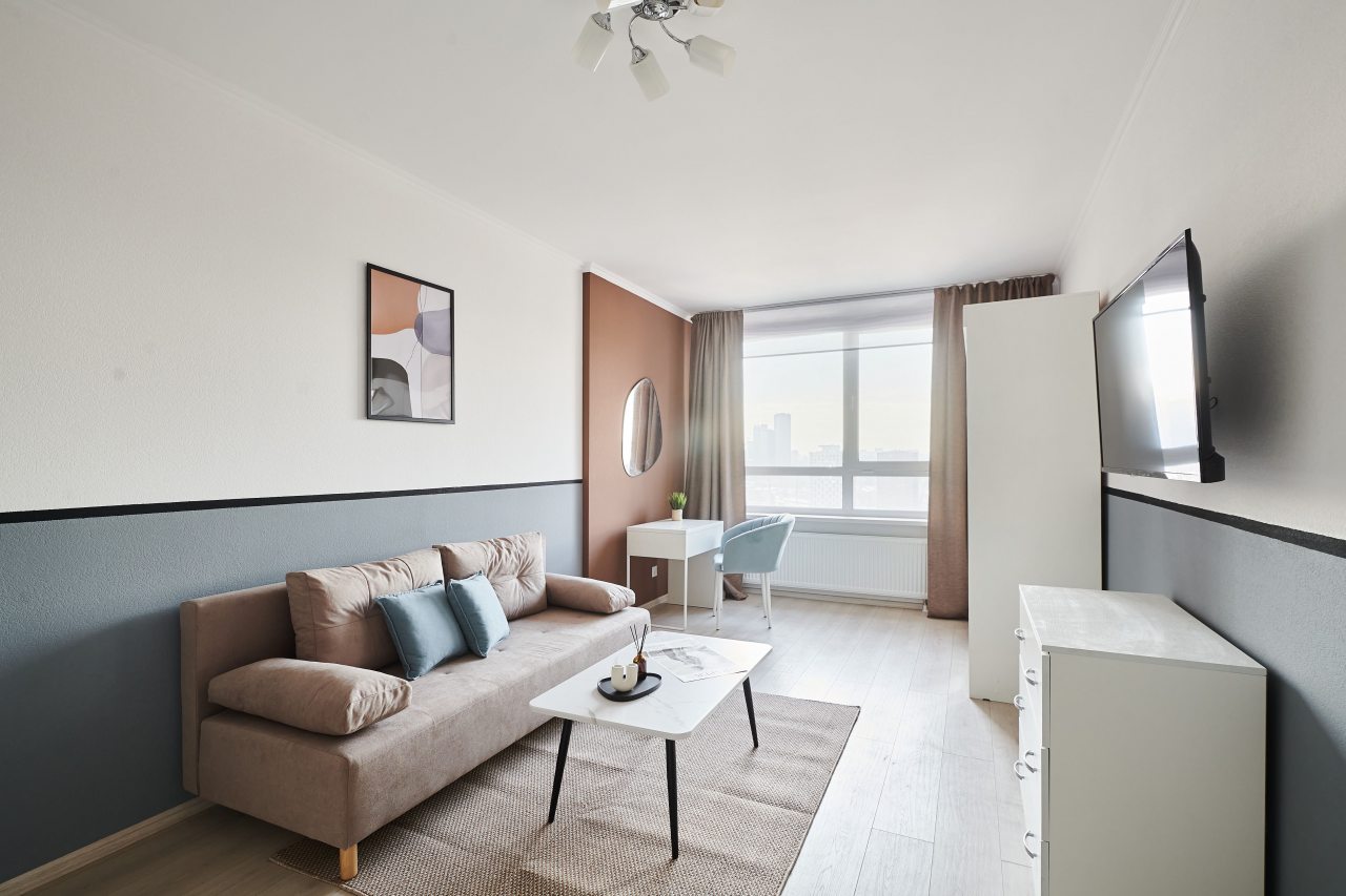 Апартаменты (UraganAPART Морской бриз), Апартаменты UraganAPART на Мукомольном