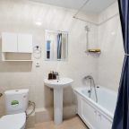 Апартаменты (UraganAPART Морской бриз), Апартаменты UraganAPART на Мукомольном