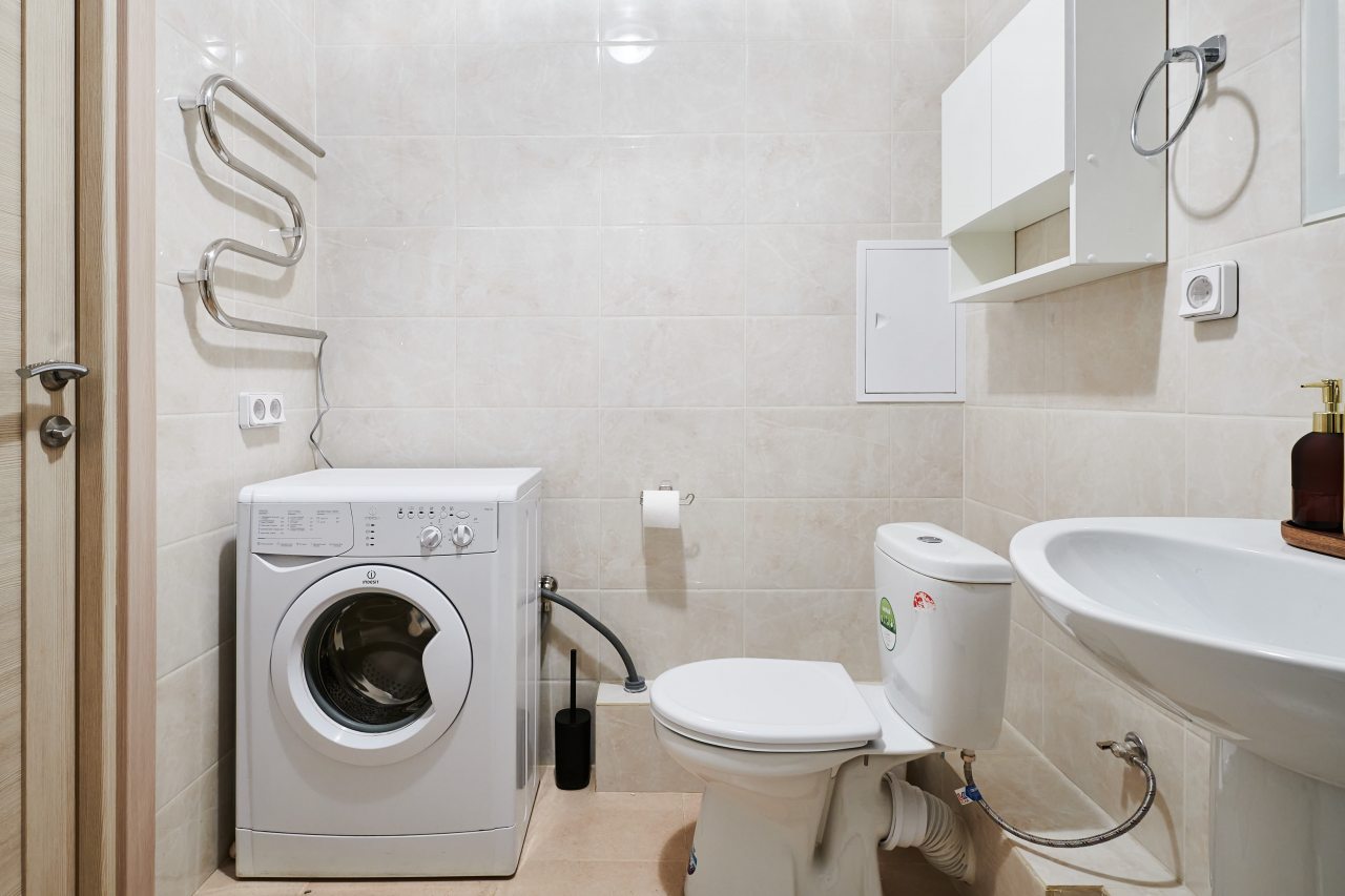 Апартаменты (UraganAPART Морской бриз), Апартаменты UraganAPART на Мукомольном