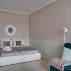 Апартаменты (UraganAPART Небо), Апартаменты UraganAPART на Мукомольном