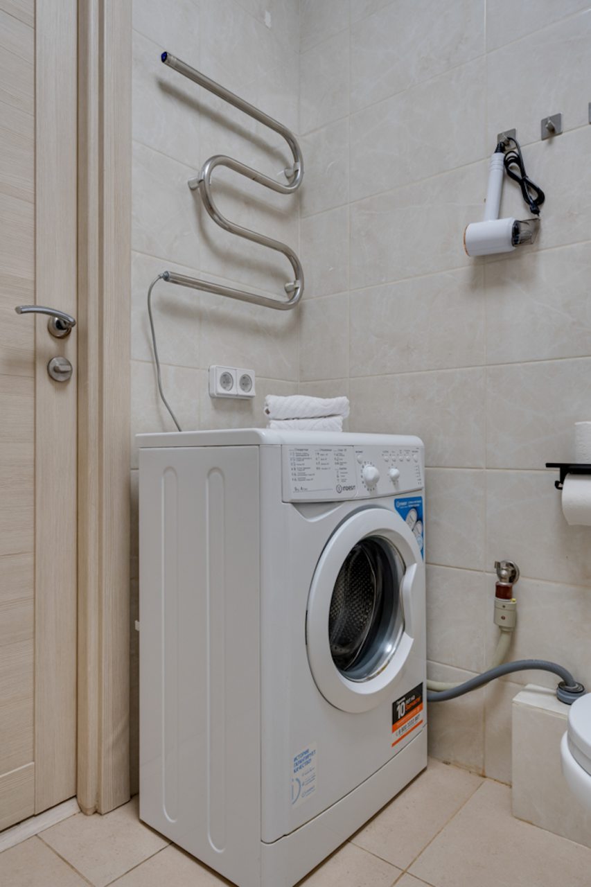 Апартаменты (UraganAPART Небо), Апартаменты UraganAPART на Мукомольном