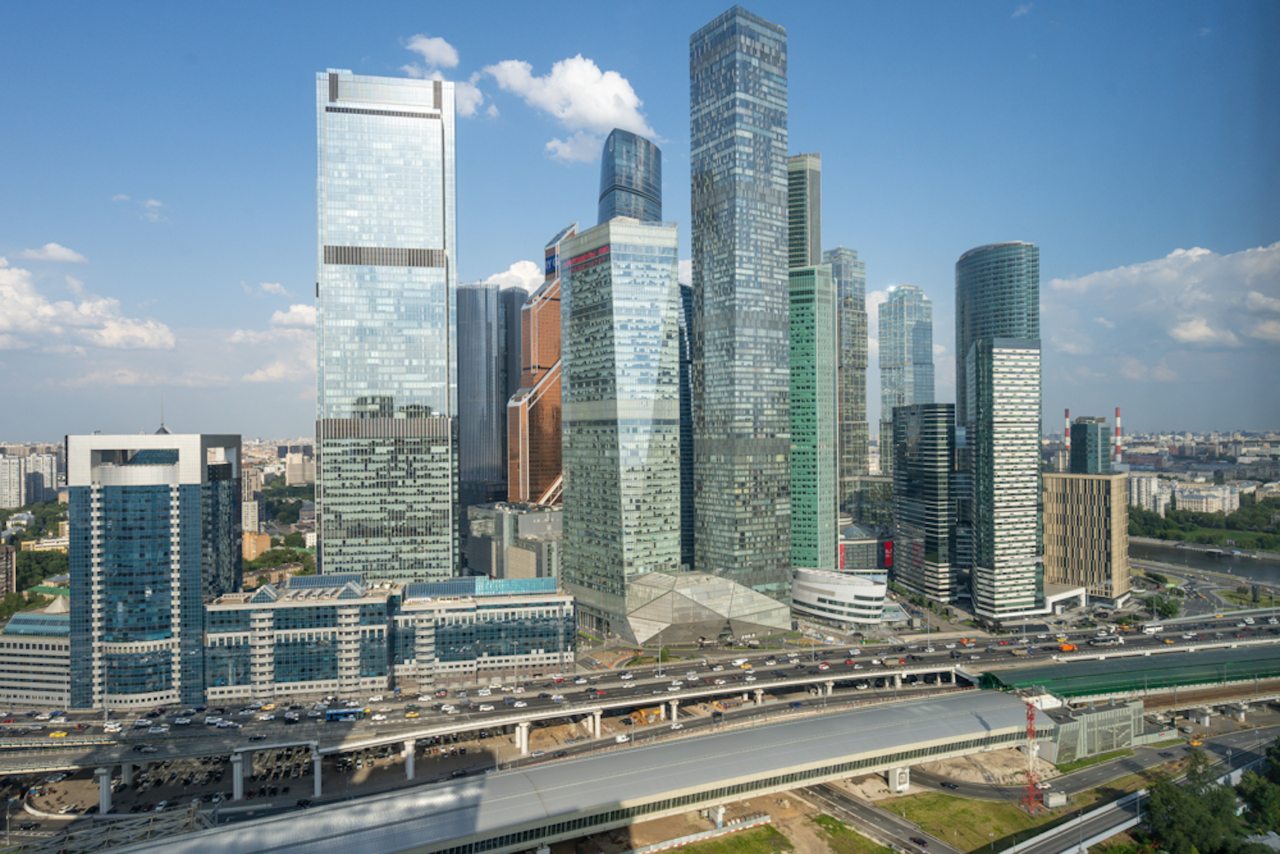 Апартаменты (UraganAPART Небо), Апартаменты UraganAPART на Мукомольном