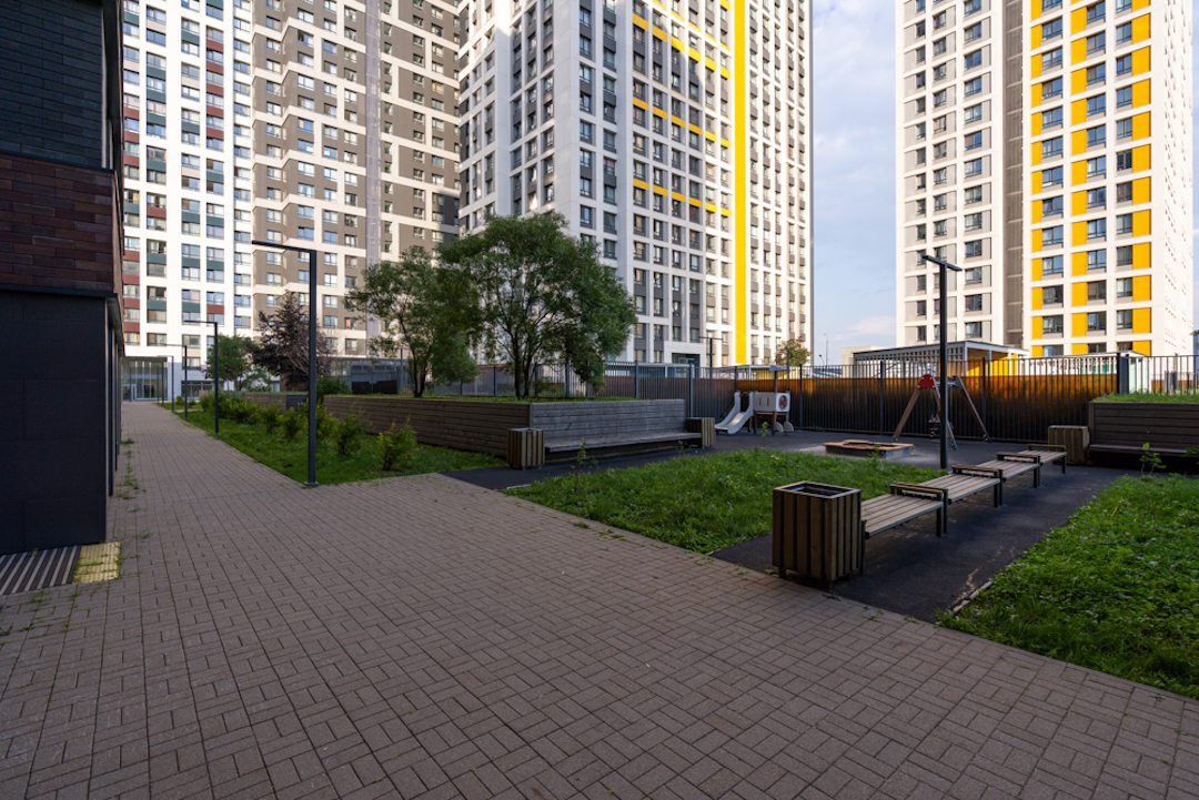 Апартаменты (UraganAPART Небо), Апартаменты UraganAPART на Мукомольном