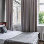 Двухместный (Улучшенный номер с двуспальной кроватью и мини-кухней), Отель Greenfeel