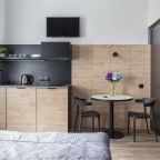 Двухуровневая с двумя двуспальными кроватями