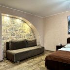 Четырехместный (Апартаменты Калина в Парижском стиле), Апартаменты Калина в Парижском стиле