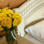 Восьмиместный (Домик 2-х комнатный 2-х этажный с балконом на 8 человек), База отдыха Кокос