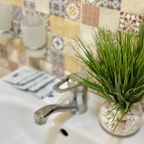 Восьмиместный (Домик 2-х комнатный 2-х этажный с балконом на 8 человек), База отдыха Кокос