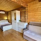 Восьмиместный (Домик 2-х комнатный 2-х этажный с мини-кухней и балконом), База отдыха Кокос