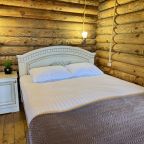 Восьмиместный (Домик 2-х комнатный 2-х этажный с мини-кухней и балконом), База отдыха Кокос