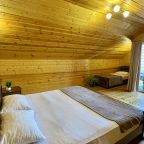 Восьмиместный (Домик 2-х комнатный 2-х этажный с мини-кухней и балконом), База отдыха Кокос