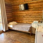 Пятиместный (Домик 1–комнатный с мини-кухней и террасой), База отдыха Кокос