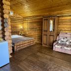 Пятиместный (Домик 1–комнатный с мини-кухней и террасой), База отдыха Кокос