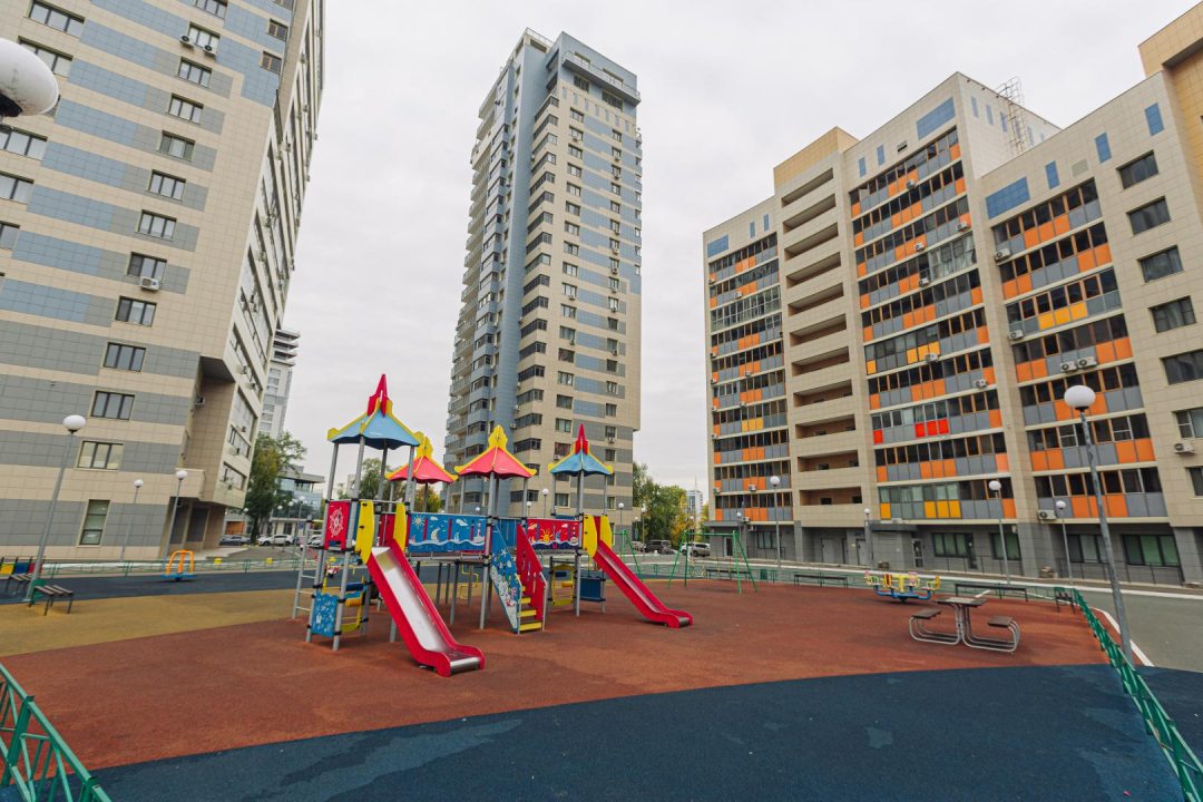 Детская площадка, Апартаменты Видовая Kremlin Home