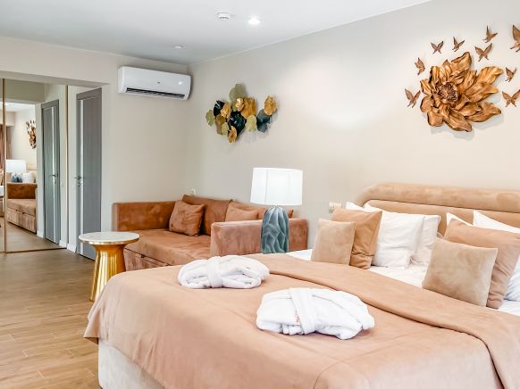 Фотография номера гостиницы Mirror Family