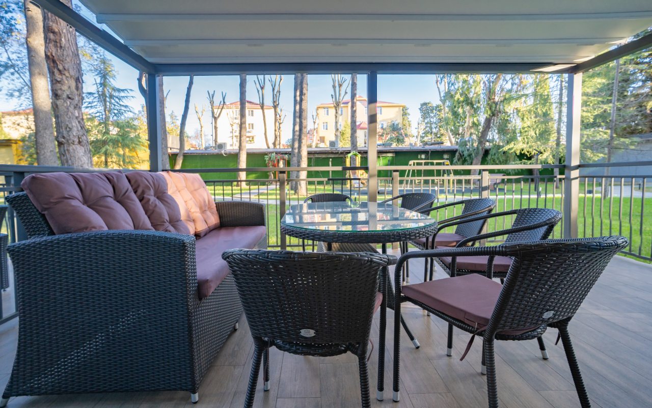 Люкс (С террасой семейный), Отель Mirror Family