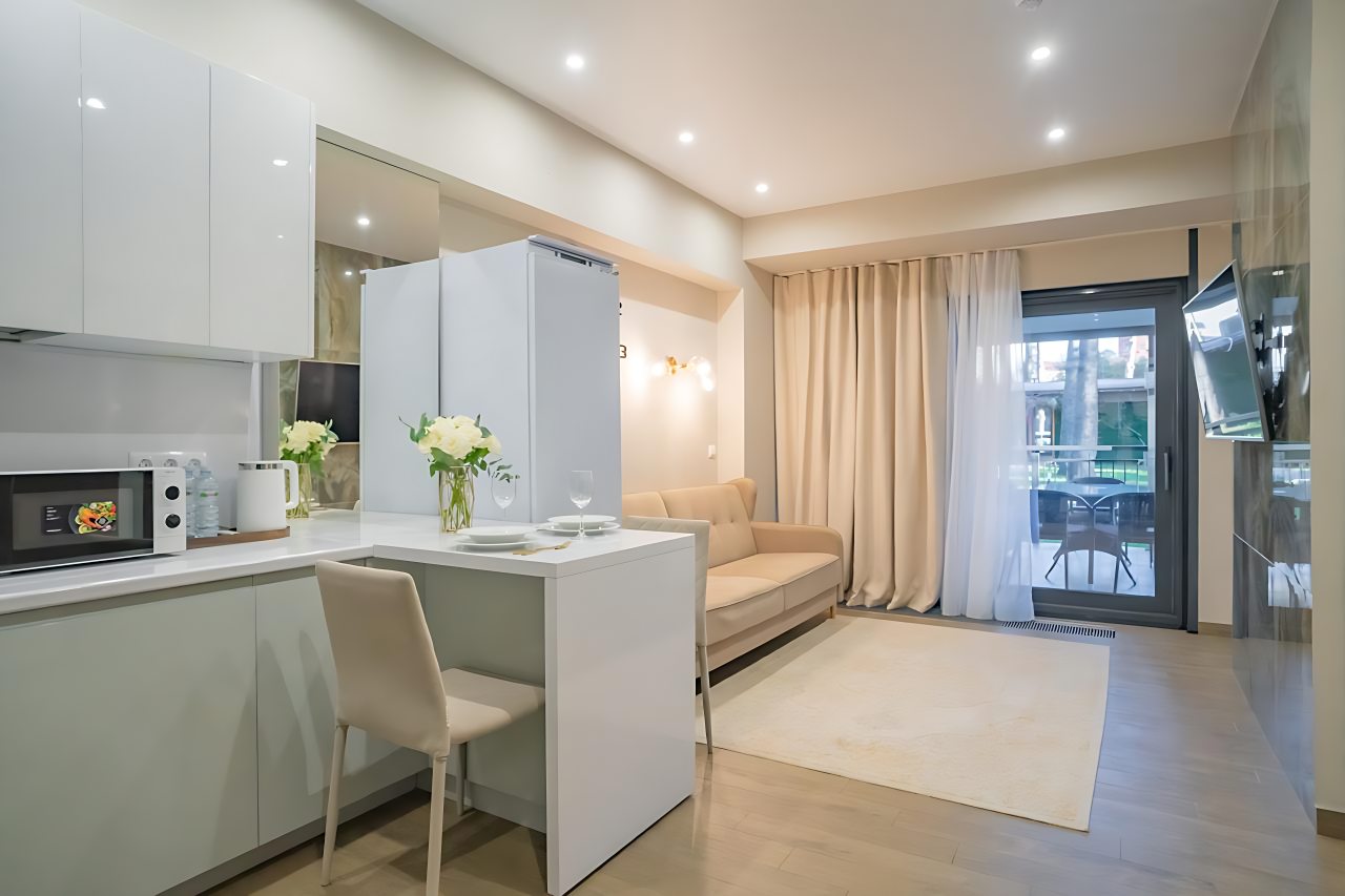 Люкс (С террасой семейный), Отель Mirror Family