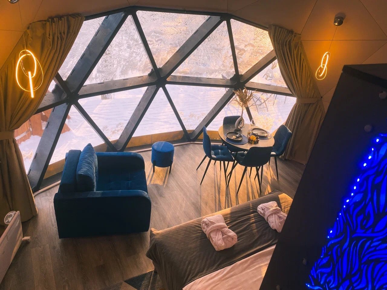 Коттедж (Геокупол Сьют 