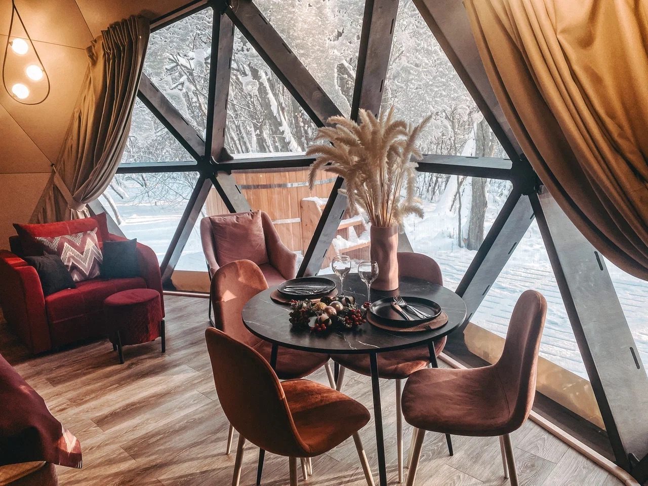 Коттедж (Геокупол Сьют 