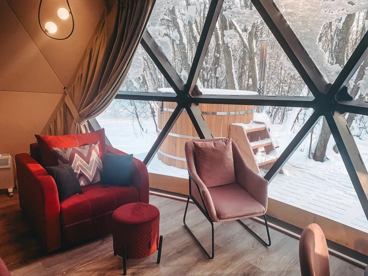 Коттедж (Геокупол Сьют 