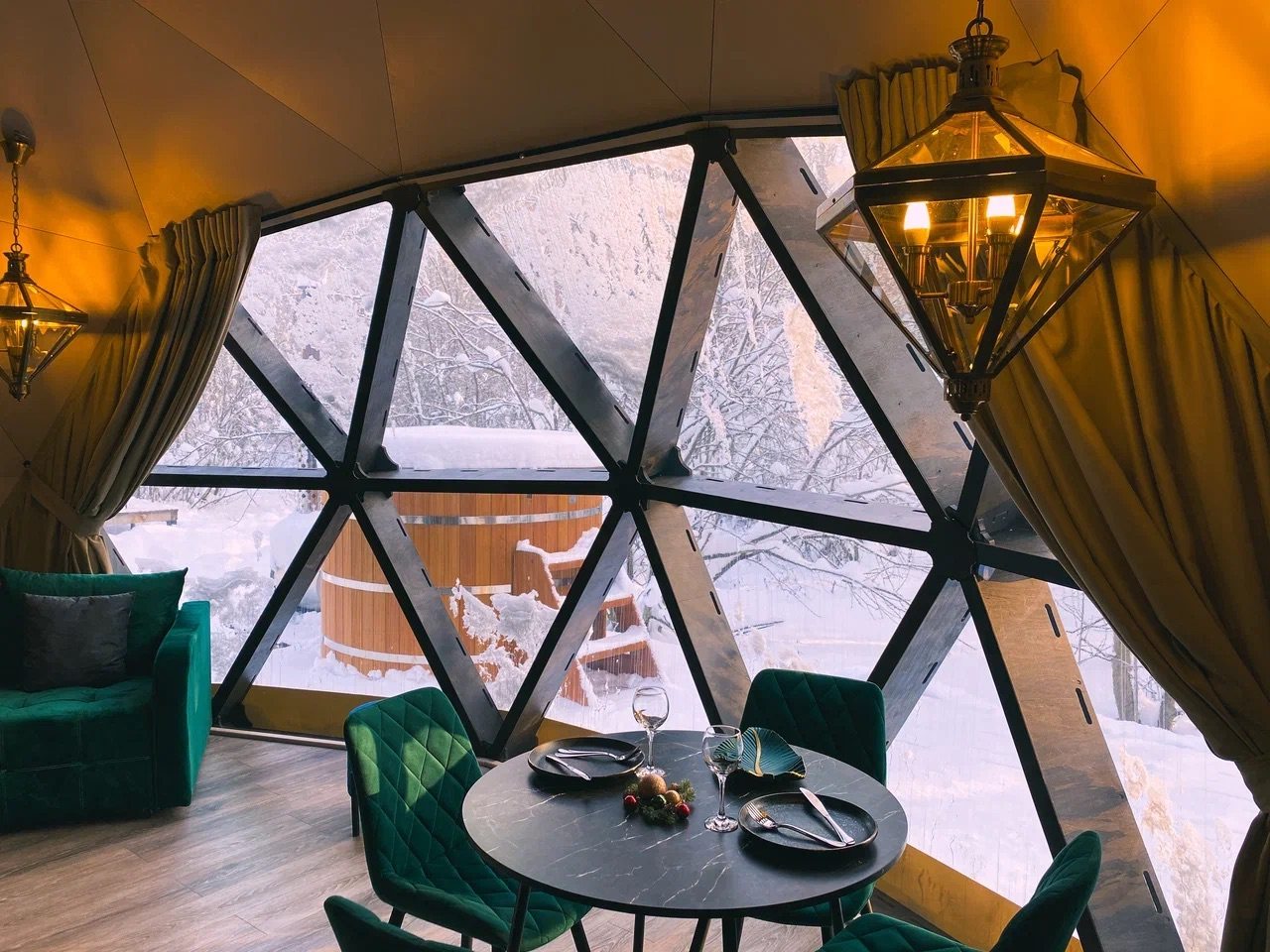 Коттедж (Геокупол Сьют 