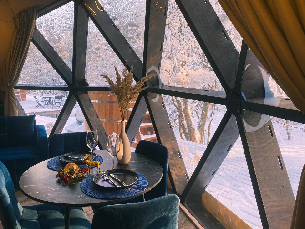 Коттедж (Геокупол Сьют 