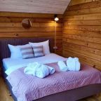 Коттедж (Большой Барнхаус"Эбигнейл"), Глэмпинг Vazuza Love