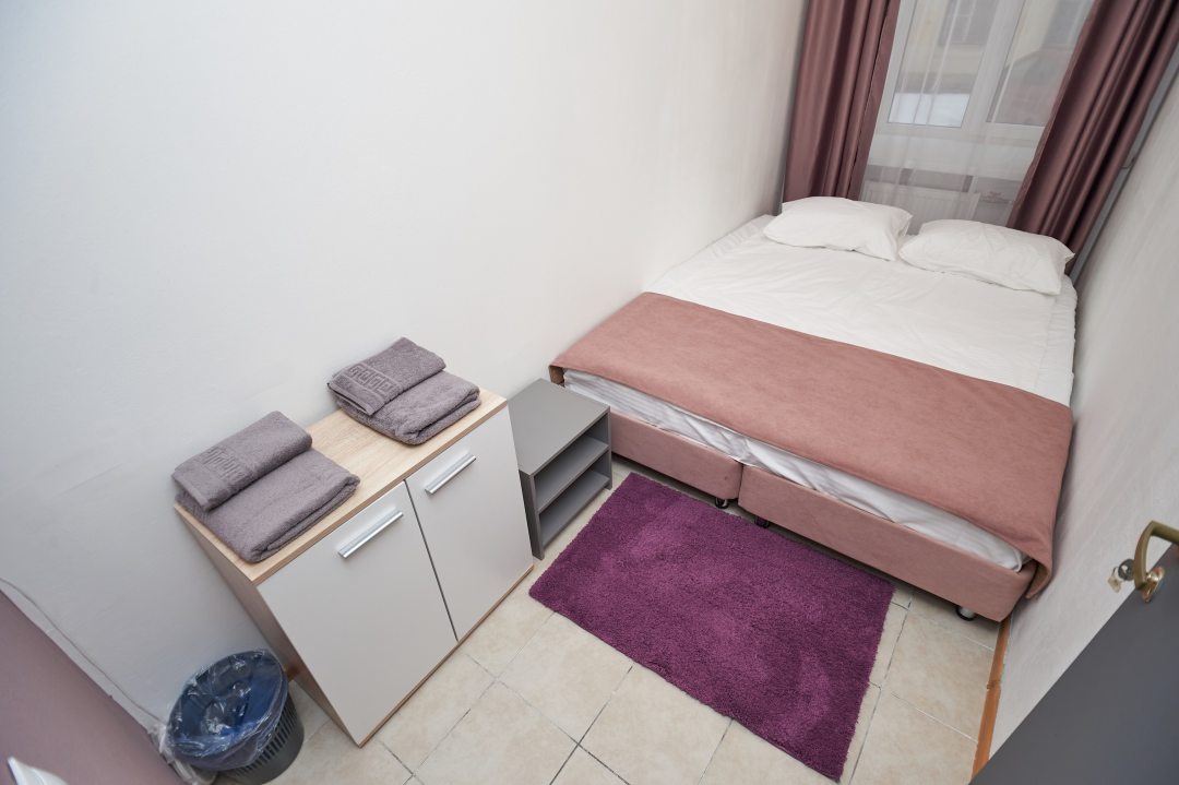 Двухместный (Двухместный номер с 1 двуспальной кроватью и общей ванной комнатой) гостевого дома MK  Zelenina, Санкт-Петербург