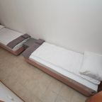 Двухместный (Двухместный номер с 2 односпальными кроватями и общей ванной комнатой), Гостевой дом MK  Zelenina