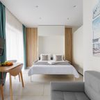 Полулюкс (Junior Suite Park View с балконом), Отель Россиянка