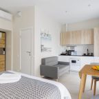 Полулюкс (Junior Suite Park View с балконом), Отель Россиянка