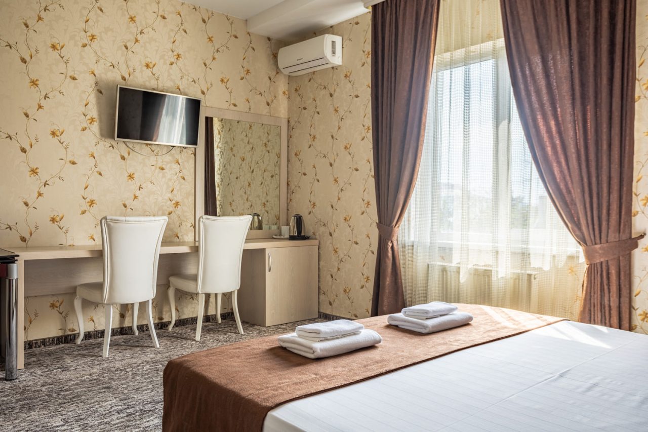 Трёхместный и более (Делюкс 3х местный), Мини-отель SemilyHotel