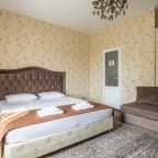 Трёхместный и более (Делюкс 3х местный), Мини-отель SemilyHotel