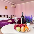 Трёхместный и более (Стандартный трехместный номер), Гостевой дом Графит