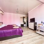 Трёхместный и более (Стандартный трехместный номер), Гостевой дом Графит