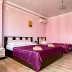 Трёхместный и более (Стандартный трехместный номер), Гостевой дом Графит