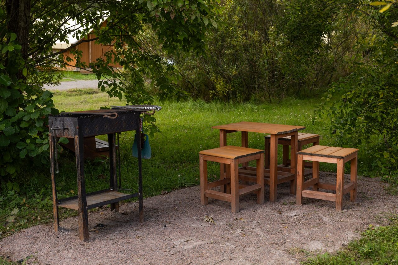 Собственная мангальная зона барбекю. BBQ