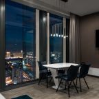 Апартаменты (Двухкомнатный люкс 43 этаж 80 м² ЖК «Neva Towers»), Апарт-отель InPremium