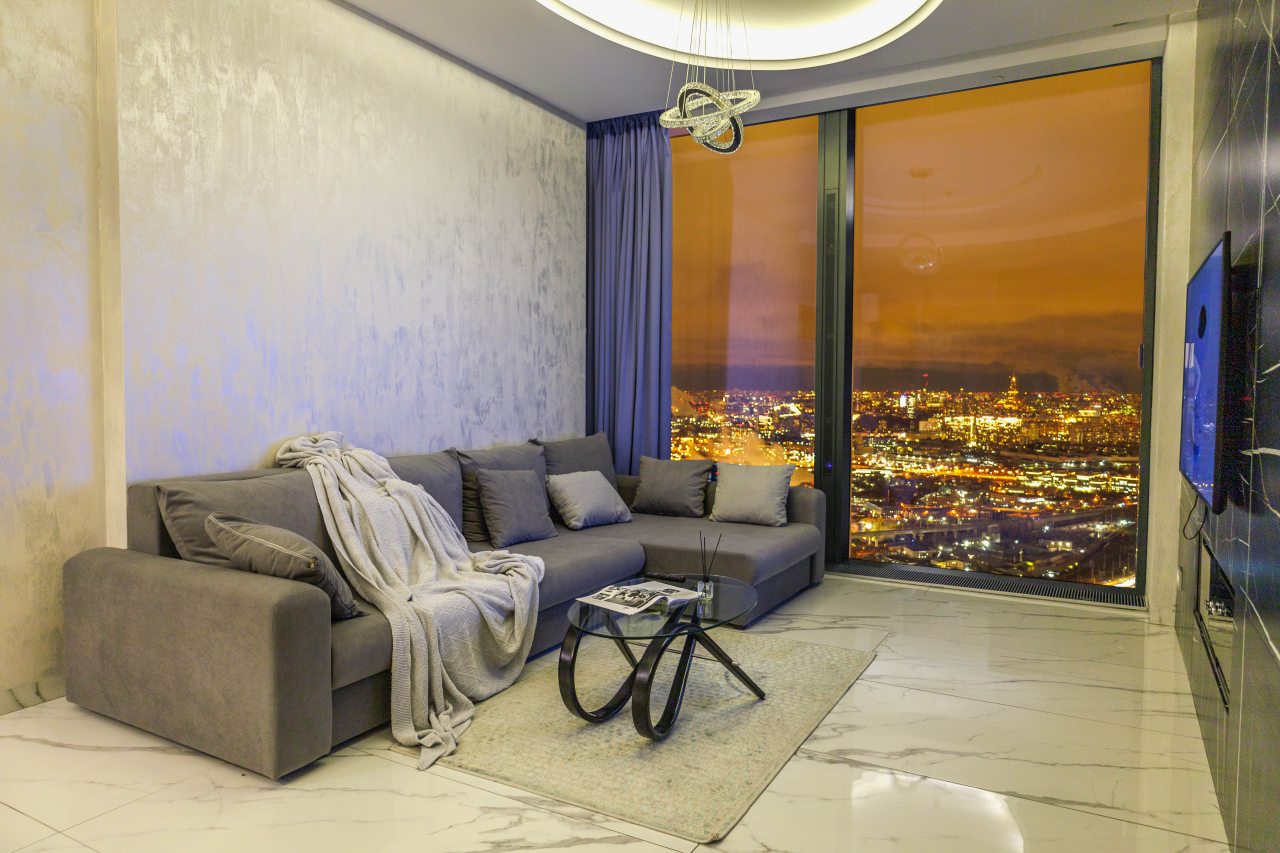 Апартаменты (Двухкомнатный люкс 47 этаж 63 м² ЖК «Neva Towers»), Апарт-отель InPremium