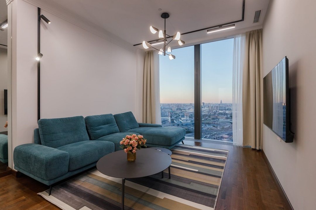 Апартаменты (Двухкомнатный Люкс 36 этаж 70 м² ЖК «Neva Towers»), Апарт-отель InPremium